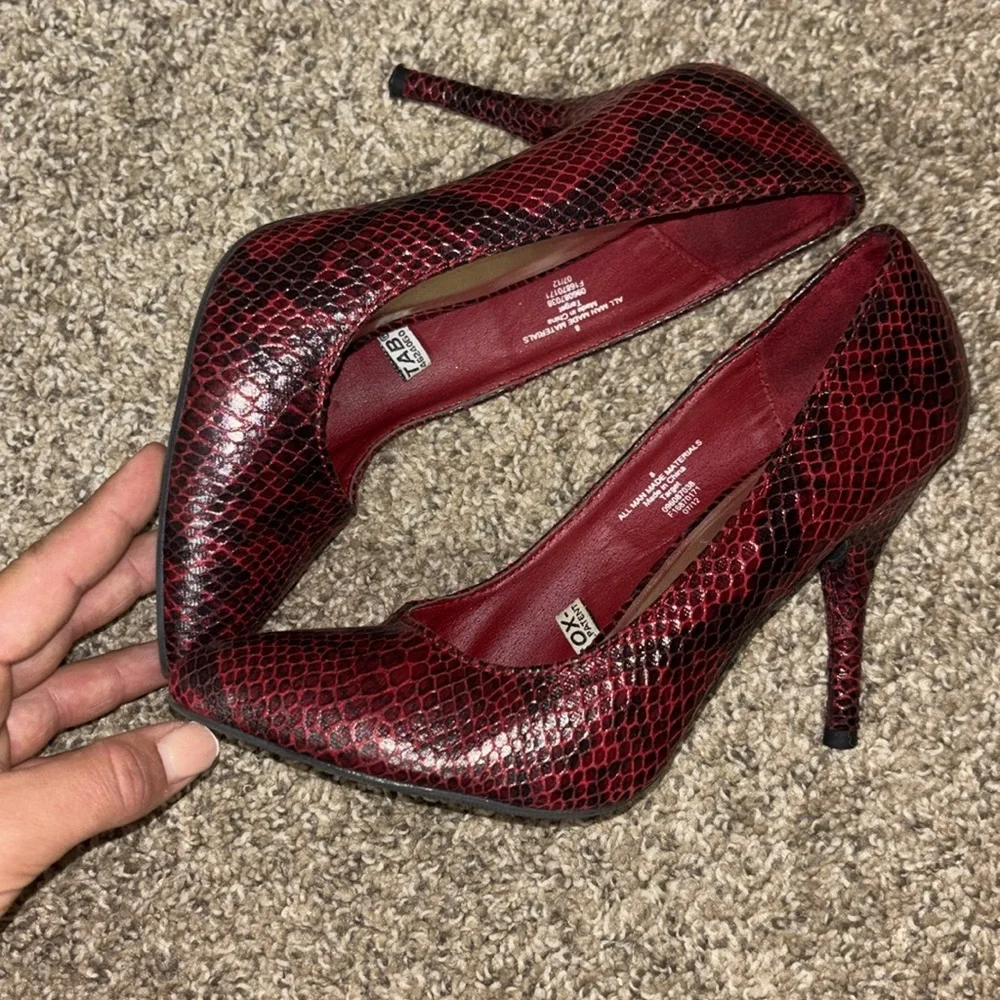 Red Snakeskin (Faux) Closed Toed Heels - Picture 2 of 5